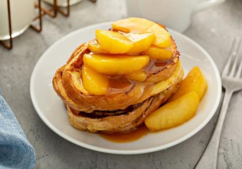 Celebra las fiestas de fin de año con postres deliciosos hechos con manzanas 